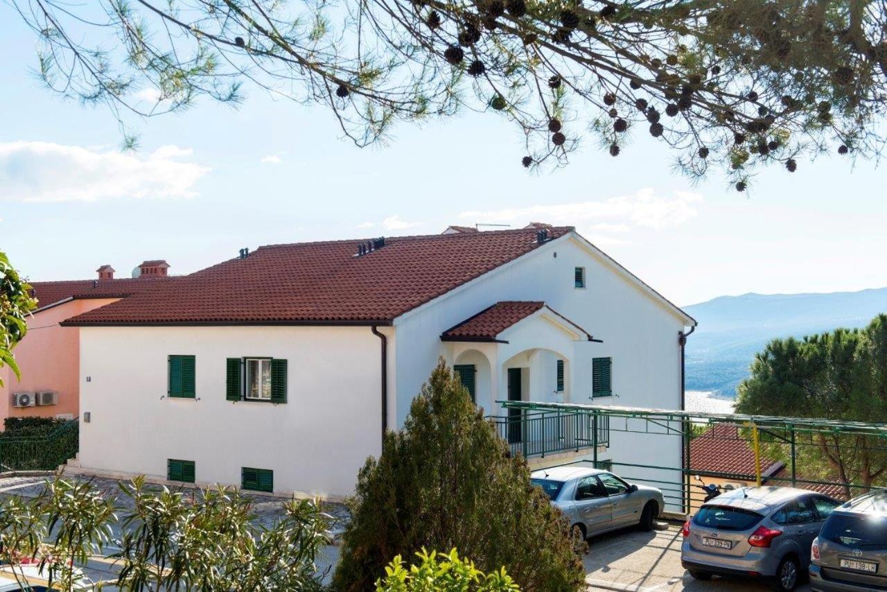 Apartments With A Parking Space Rabac, Labin - 6464 Extérieur photo